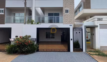 Sobrado à venda no bairro Jardim Gisela - Toledo/PR