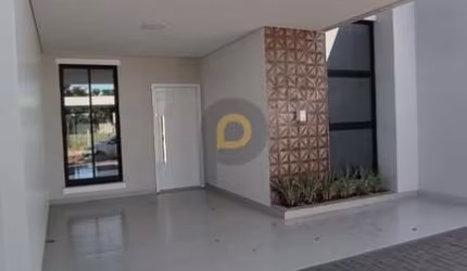Linda casa a venda no Jd. Gisele