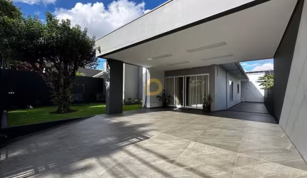 Casa à venda no bairro Jardim La Salle - Toledo/PR