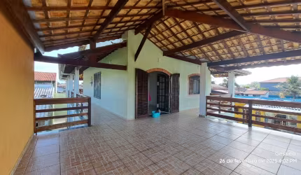 Casa à venda no Jd Mar e Sol a 800m da praia