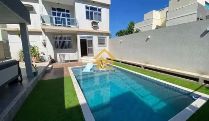 Casa Triplex reformada à venda: 453m², vista Baía Guanabara | Jardim Guanabara, Ilha do Governador | Lazer completo | Agende visita: 21 99222-2720