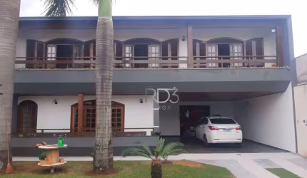 Sobrado com 3 dormitórios à venda, 285 m² por R$ 800.000,00 - Coliseu - Londrina/PR