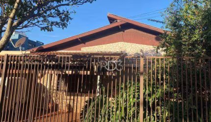 Casa com 3 dormitórios à venda, 195 m² por R$ 600.000,00 - Jardim Lolata - Londrina/PR