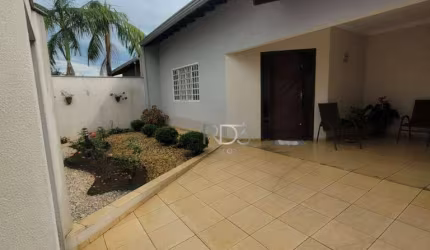Casa com 3 dormitórios à venda, 128 m² por R$ 690.000,00 - Jardim Acapulco - Londrina/PR