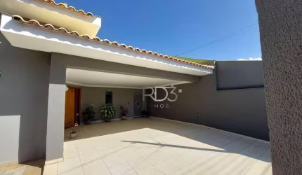 Casa com 3 dormitórios à venda, 171 m² por R$ 780.000,00 - Jardim Tarumã - Londrina/PR