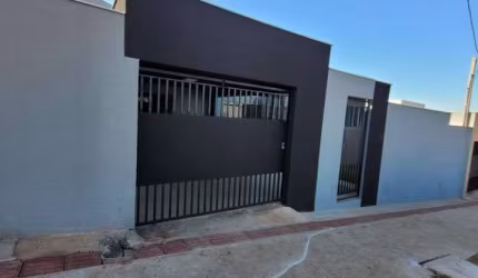 Casa com 3 dormitórios à venda, 104 m² por R$ 380.000,00 - Columbia - Londrina/PR