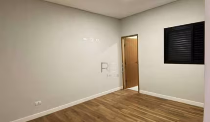 Casa com 3 dormitórios à venda, 156 m² por R$ 795.000,00 - Lago Juliana - Londrina/PR