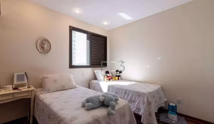 Apartamento com 3 dormitórios à venda, 217 m² por R$ 1.690.000,00 - Edifício Arquiteto Vila Nova Artigas - Londrina/PR