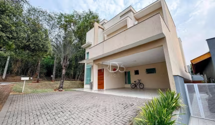 Sobrado à venda, 234 m² por R$ 2.500.000,00 - Condomínio Royal Forest - Londrina/PR