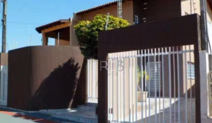 Casa com 3 dormitórios à venda, 144 m² por R$ 599.000,00 - Giovani Lunardelli - Londrina/PR