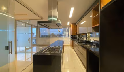Apartamento à venda, 245 m² por R$ 2.750.000,00 - Edifício Casa Batlló - Londrina/PR