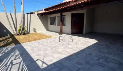 Casa com 3 dormitórios, 180 m² - venda por R$ 850.000,00 ou aluguel por R$ 5.000,00/mês - Lago Juliana - Londrina/PR