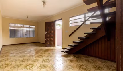 Deslumbrante casa tipo para venda com 3 quartos, sendo 3 suítes, 150m²