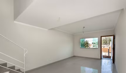 Excelente sobrado para venda com 3 quartos, sendo 1 suíte, 182m²