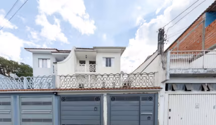 Aconchegante sobrado para venda com 3 quartos, sendo 1 suíte, 186m²