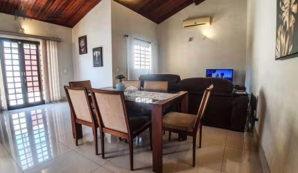 Casa com 3 dormitórios à venda, 200 m² por R$ 795.000,00 - Jardim Vista Alegre - Paulínia/SP