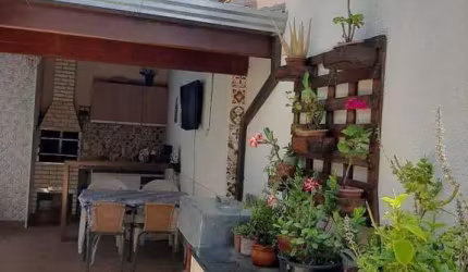 Casa à Venda - Parque das Árvores, Paulínia