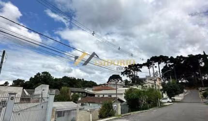 ÓTIMO TERRENO ZR2! 100,30m² DE ÁREA TOTAL, MUITO BEM LOCALIZADO