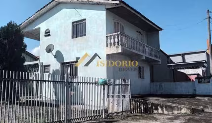 ÓTIMO SOBRADO!!! 450m² DE ÁREA TOTAL, 03 QTOS., SACADA