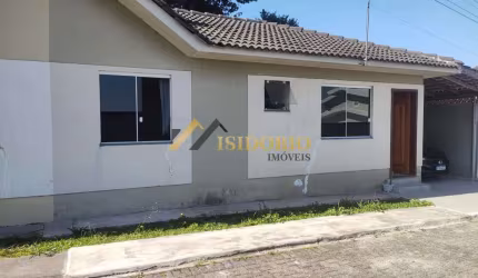 BELA CASA DE CONDOMÍNIO!!! 03 QTOS., ÓTIMA LOCALIZAÇÃO.
