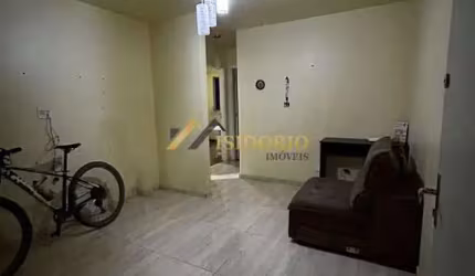 ÓTIMO APTO!!! 02 QTOS., VAGA DE GAR. COBERTA, BEM LOCALIZADO
