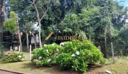 EXCELENTE TERRENO! 1.353m² DE ÁREA TOTAL, MUITO BEM LOCALIZADO