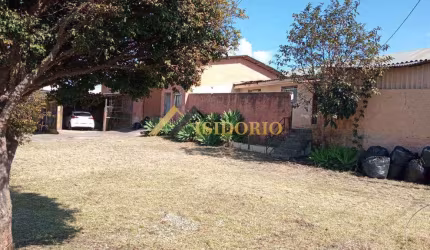 AMPLO TERRENO! 490m² DE ÁREA TOTAL