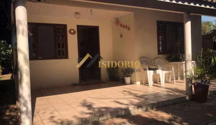 AMPLA CASA! 420m² DE ÁREA TOTAL, 03 QTOS.,CHURRAS., VAGA DE GAR