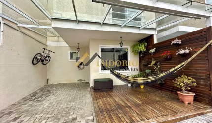 Sobrado de Condomínio com 3 quartos, Santa Cândida, Curitiba - R$ 619 mil, Cod: VIT186