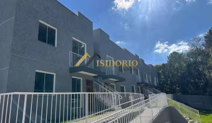 EXCELENTE CASA NOVA!!! QUINTAL, VAGA DE GARAGEM, BEM LOCALIZADO