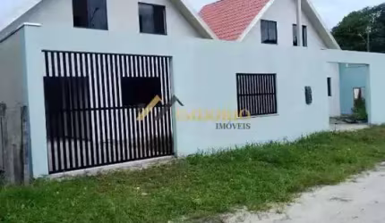 CASA EM MATINHOS! 03 QUARTOS, 02 VAGAS, 500 METROS DO MAR