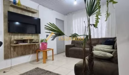 CASA NO SANTA CÂNDIDA! 02 QUARTOS, VAGA DE GARAGEM
