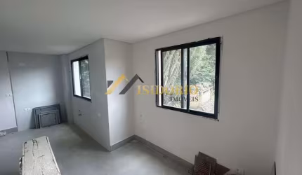 APARTAMENTO NO ROÇA GRANDE! 02 QUARTOS, VAGA DE GARAGEM