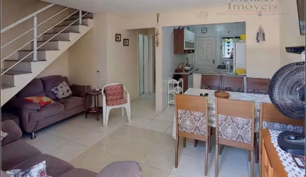 Casa em Village com 3 Quartos, 95m² por R$ 600.000 - Rio da Praia - Bertioga/SP