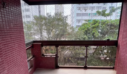 Apartamento entrar e morar!Todo reformado.sala ,3 quartos com 1 suite e 2 vagas