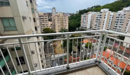 Imperdivel!4 quartos sendo 1 suíte é 2 vagas.Condomínio com infrastructural de playclube