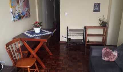 Apartamento composto de sala,3 quartos,dependência de empregada e 1 vaga.