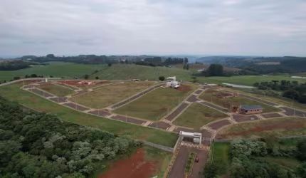 Terreno em condomínio Fechado, 400,00 m², ótimo acesso, 10 minutos do centro de Chapecó.