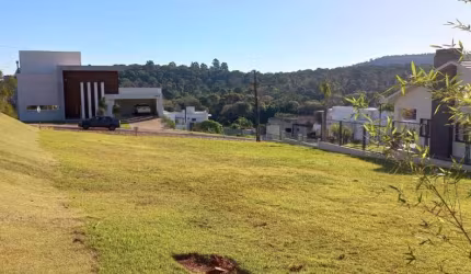 Ótimo terreno a venda, 1.000 m², no Condomínio Espelho das Águas, Chapecó