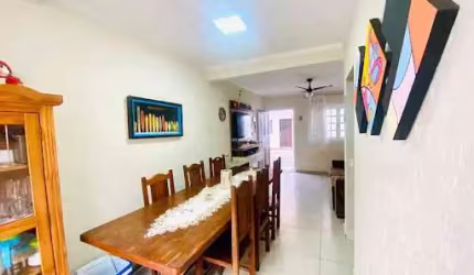 Village com 2 dormitórios à venda, 65 m² por R$ 370.000,00 - Jardim Las Palmas - Guarujá/SP