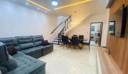 Sobrado com 2 dormitórios à venda, 78 m² por R$ 580.000,00 - Jardim Helena Maria - Guarujá/SP