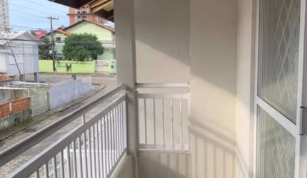 Casa para Venda em Balneário Piçarras, Centro, 2 dormitórios, 1 banheiro, 1 vaga