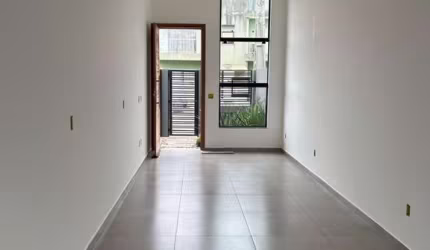 Casa para Venda em Balneário Piçarras, Itacolomi, 2 dormitórios, 1 suíte, 2 banheiros, 1 vaga