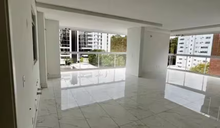 Apartamento para Venda em Joinville, Atiradores, 3 dormitórios, 3 suítes, 5 banheiros, 2 vagas