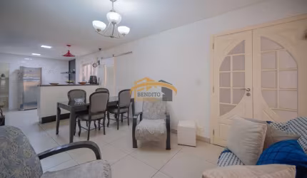 Imperdível Casa à Venda em Osasco-SP, Jardim D'abril: 3 Quartos, 1 Suíte, 1 Sala, 3 Banheiros, 3 Vagas, 200m²!