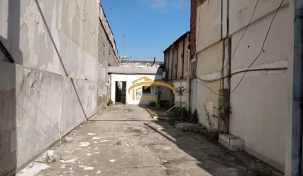Imóvel para investimento, KM 18, Osasco, casa para reforma em terreno ótimo.