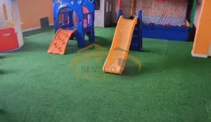 Prédio comercial para venda, Jardim D'Abril, Osasco, com 10 salas, refeitório, pátios e plataforma elevatória.