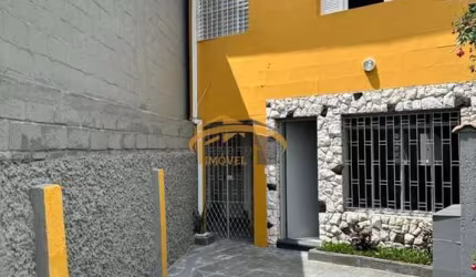 Sobrado para venda em condomínio fechado, Alto da Lapa, com 2 dormitórios e edícula.