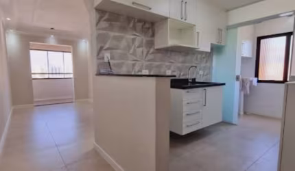 Apartamento em Presidente Altino, Osasco, 2 dormitórios, 2 vagas de garagem, cozinha com armários.