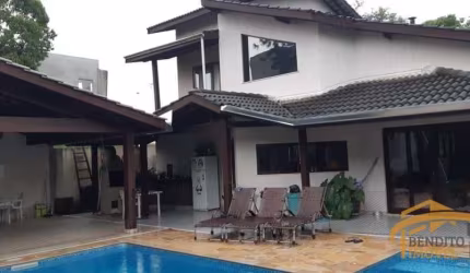 Sobrado à venda esidencial Villa Rica, Vargem Grande Paulista, com 3 dormitórios, sendo 1 suíte com closet.